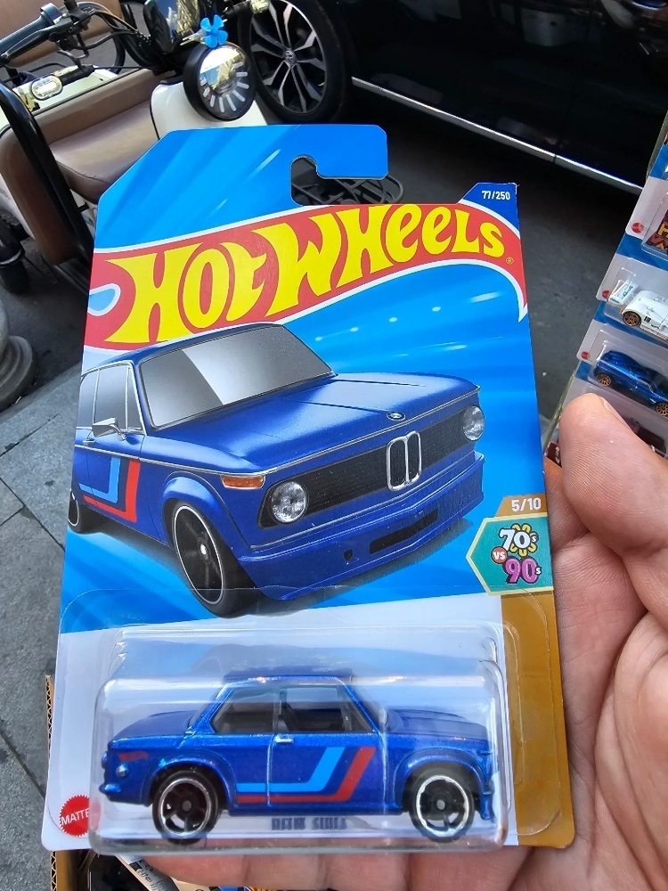 Nouvelles voitures miniatures  - Hot Wheels Car Mainline avis et prix